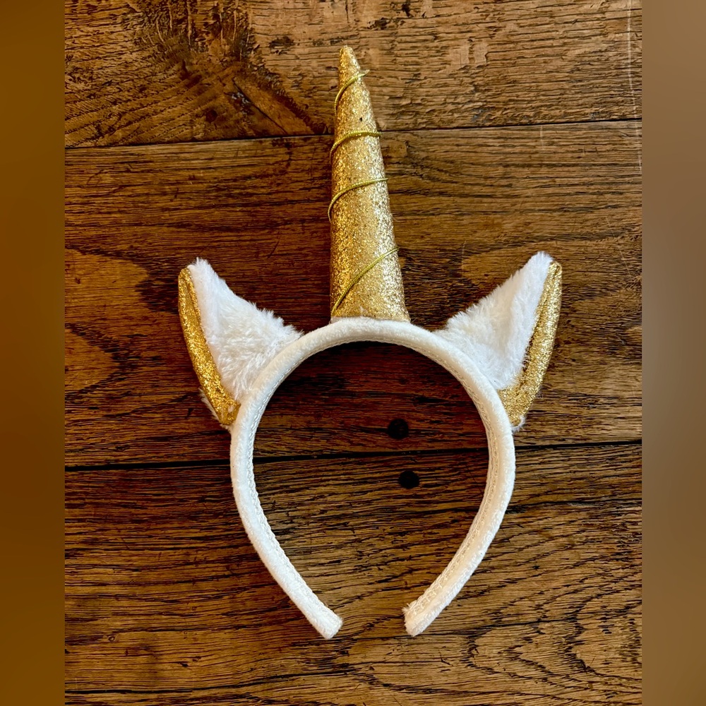 NWOT Unicorn Costume Headband